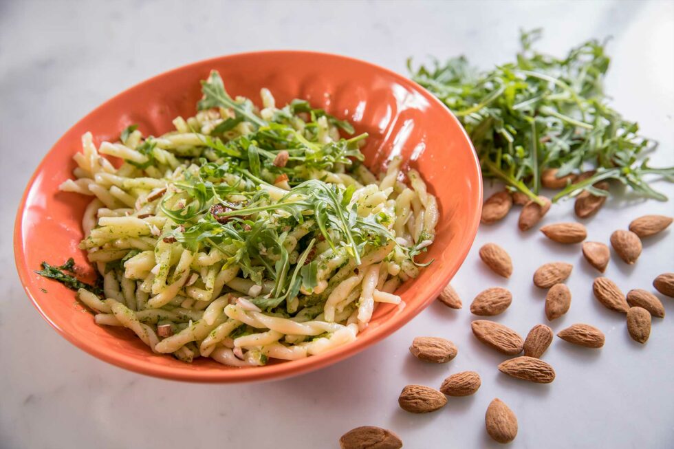 Strozzapreti Al Pesto Di Rucola E Mandorle Fumaiolo